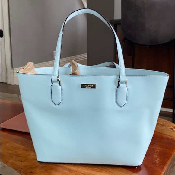 Authentic NWOT Kate Spade Tote - Picture 3 of 4